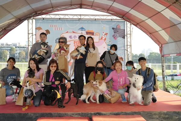 北市9日舉辦週美有GO「汪」毛小孩運動會正式啟用 週美狗活動區