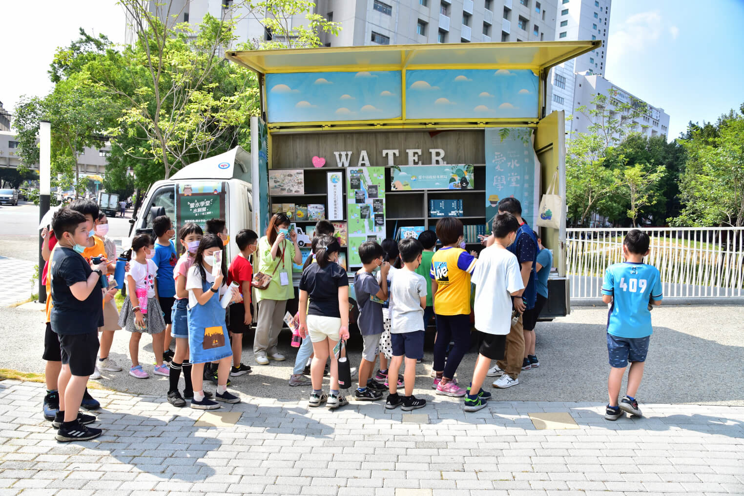 中市水利局深耕愛水教育 「愛水學堂」宣導車前進石岡、南屯、大甲