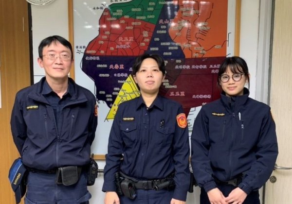 失智老婦天母街頭迷途  士林警即時尋獲助返家