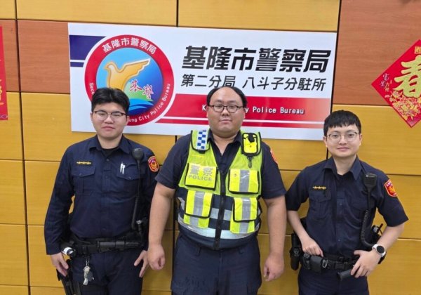 高齡翁尋友迷途  基警尋回助返家