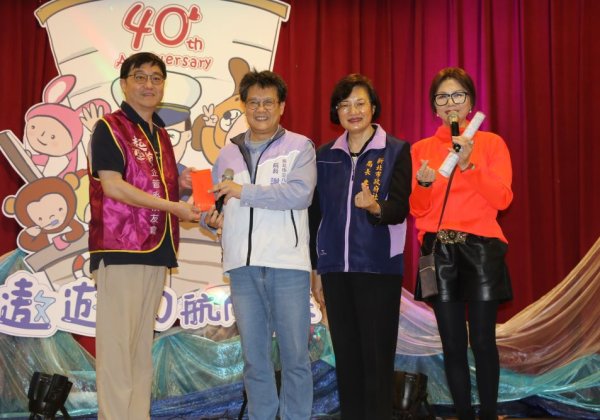 歡唱「快樂天堂」  紫微藝人為教養院生帶來陽光