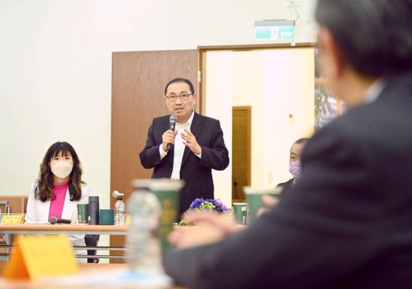 與企業並肩面對美國關稅   侯友宜實地走訪傾聽心聲
