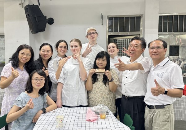 豫章工商舉辦「豫見美味 探索創新」  餐飲管理科國際畢業成果發表