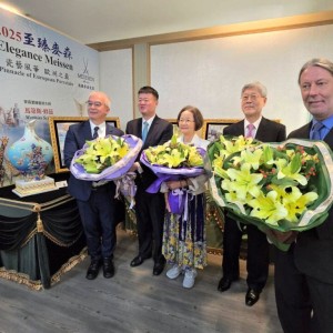 「至臻麥森」特展插旗新竹大遠百  馬第斯大師現身分享瓷藝風華