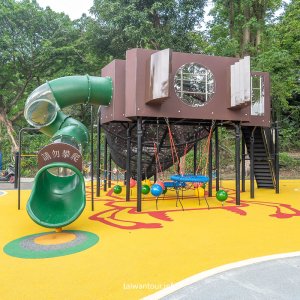 【永寧廣場親子跑酷遊戲場】土城親子景點