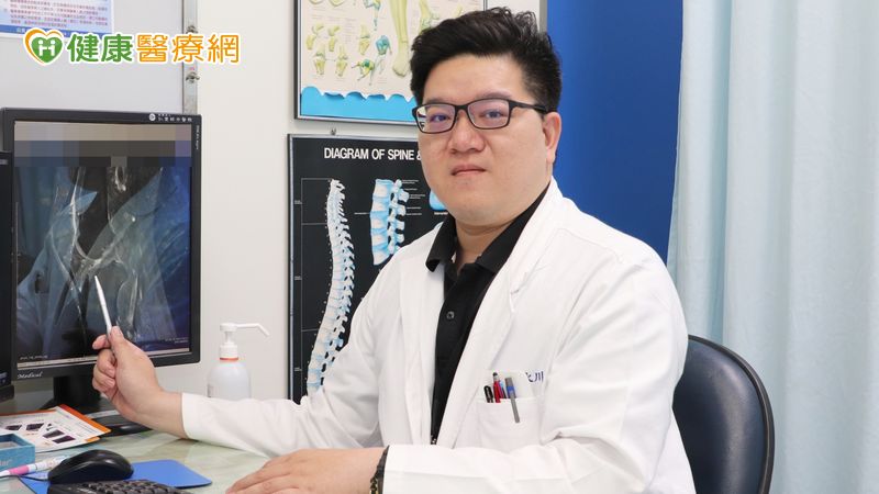 膝蓋十字韌帶重建術後免護具 中年熱血羽球手輕鬆復原返球場 膝蓋十字韌帶重建術後免護具 中年熱血羽球手輕鬆復原返球場