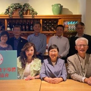 徐佳青赴亞利桑那聽取產業建言 勉勵僑界凝聚互助