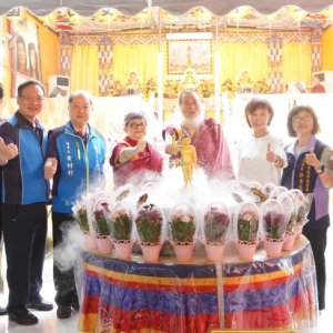 世界佛教正心會慶祝佛誕法會    響應熱烈圓滿殊勝