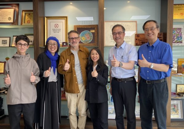 嶺東科大設計學院國際漫畫講座　法籍漫畫名家Caroline DUPUY分享歐美日敘事技法