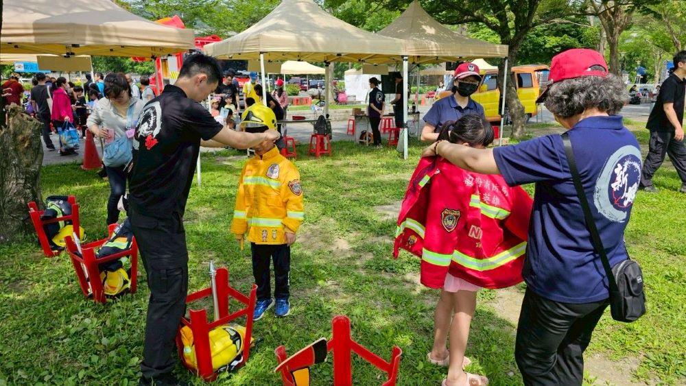 親子共學防災知識 新北小小消防員寓教於樂體驗 親子共學防災知識 新北小小消防員寓教於樂體驗