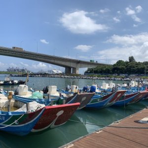 八里左岸單車趣 順遊下罟子漁港賞美景