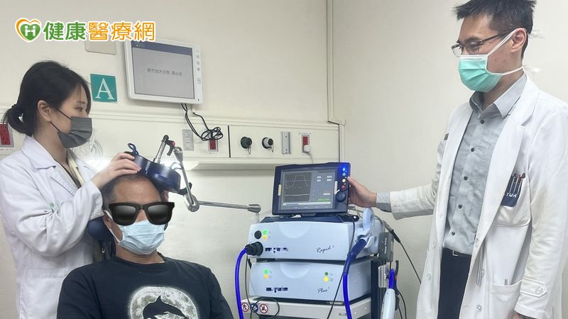 「復健融合科技」助中風病人翻轉困境 走路、吃飯不再是難事 「復健融合科技」助中風病人翻轉困境 走路、吃飯不再是難事