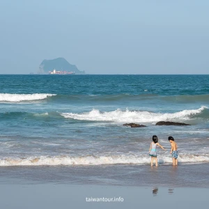【萬里石角海灘半日遊】北部玩水景點.龜吼漁夫市集.水上活動.車宿