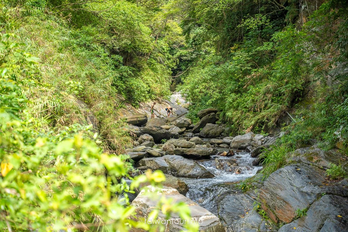【台東桑樹溪.大南茅草屋】親子玩水秘境推薦.卑南 【台東桑樹溪.大南茅草屋】親子玩水秘境推薦.卑南