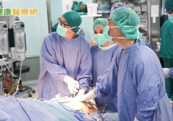 肝腫瘤藏深處難治療　「複合微創術」提高治療成效