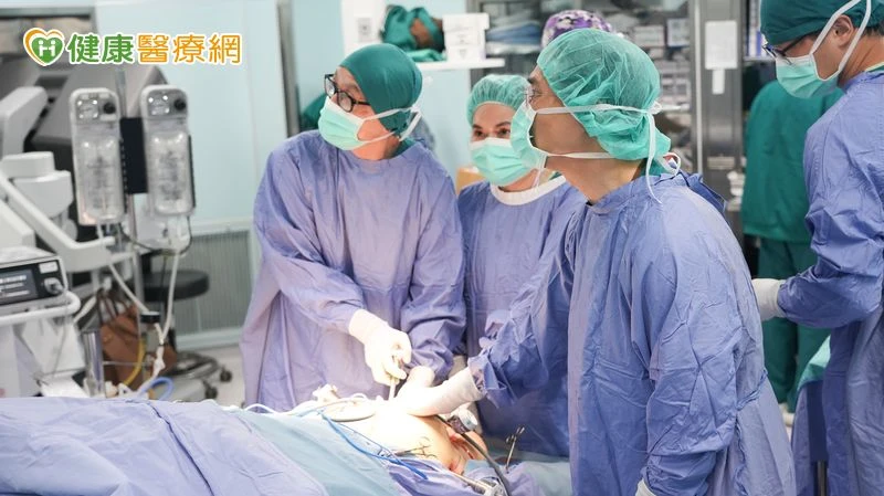 肝腫瘤藏深處難治療　「複合微創術」提高治療成效