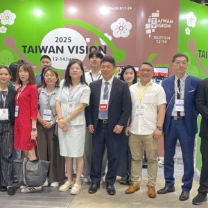 駐胡志明市經貿辦事處韓國耀處長親赴 Telefilm 2025 臺灣展區 勉勵業界拓展國際市場