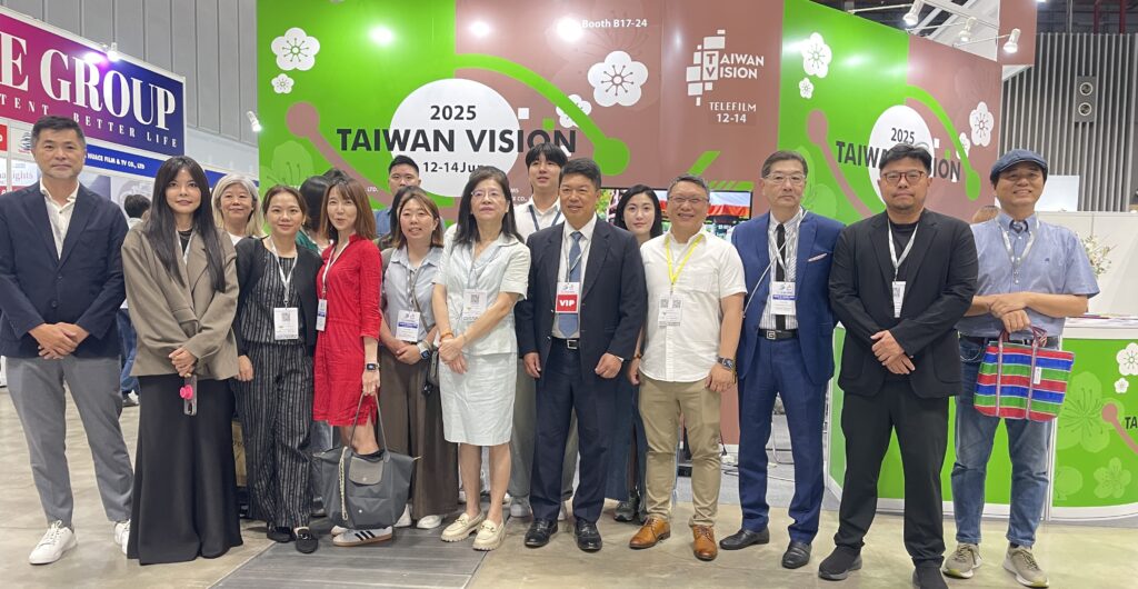 駐胡志明市經貿辦事處韓國耀處長親赴 Telefilm 2025 臺灣展區 勉勵業界拓展國際市場 駐胡志明市經貿辦事處韓國耀處長親赴 Telefilm 2025 臺灣展區 勉勵業界拓展國際市場