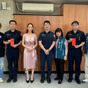 歡慶警察節  警友會第四辦事處傳遞溫馨祝福