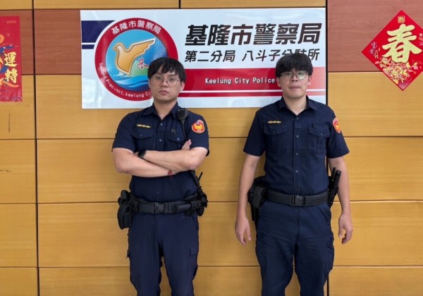 獨居老嫗身體不適  警消合力協助就醫