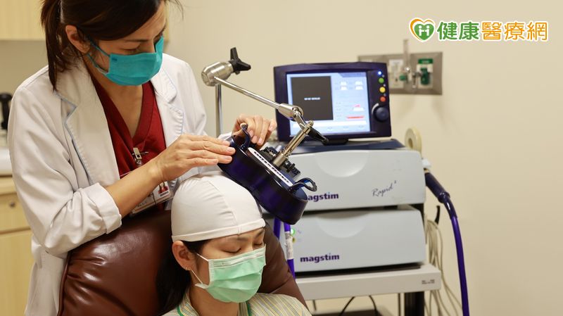 中風3年左腿無力竟能再動! 「這1非侵入式療法」助她重拾希望 中風3年左腿無力竟能再動! 「這1非侵入式療法」助她重拾希望