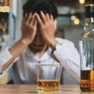 喝酒恐會加速維生素B1流失！　營養師警告：當心肌肉無力又麻痺