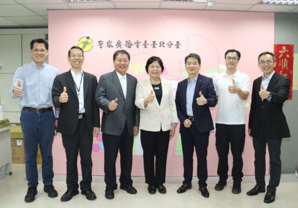 警廣領頭行  愛心齊步走