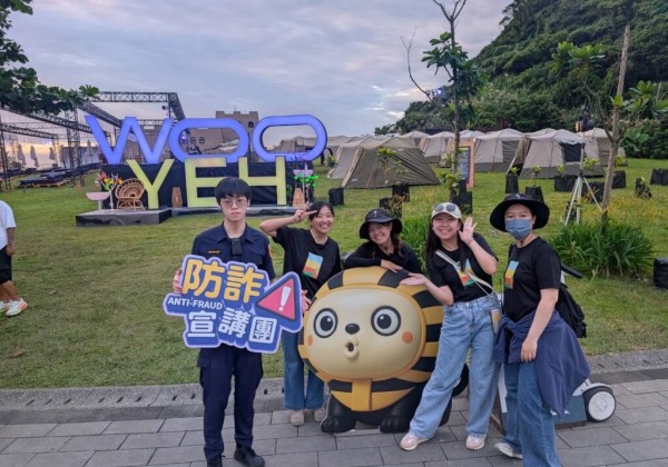 吾夜生活節登場  基二警走入人群宣導反詐