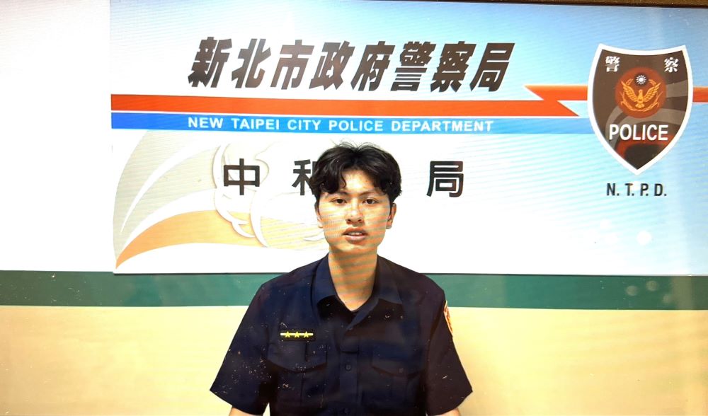 老翁臥地停止呼吸 中和警CPR搶回一命 老翁臥地停止呼吸 中和警CPR搶回一命