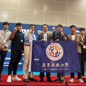 出征ITEX 2025智慧醫療AI創新能量   亞東科大2金2銀