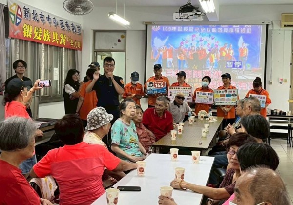 宣導識詐防騙    中和警型男所長深入社區