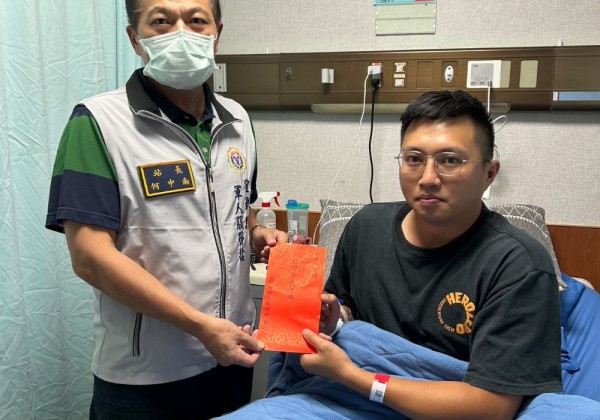 溫馨關懷住院官兵   宜蘭軍服站優質服務揪感心
