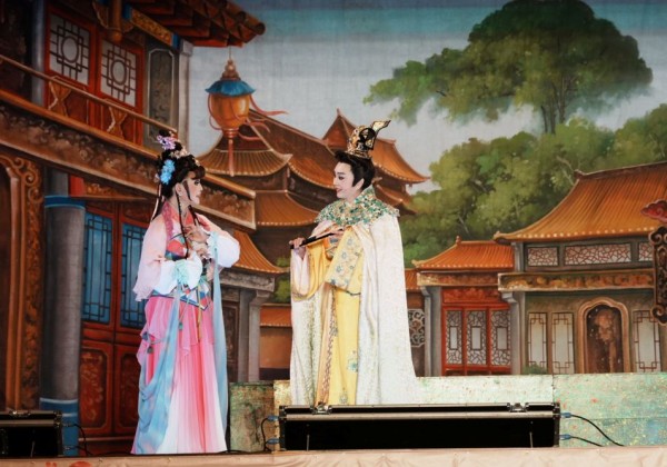 新北巷弄藝起來巡演起跑     明華園《四兩王后》揭開序幕