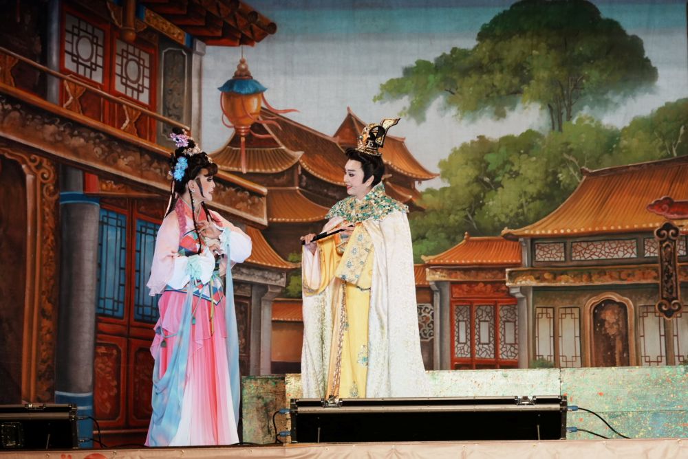 新北巷弄藝起來巡演起跑 明華園《四兩王后》揭開序幕 新北巷弄藝起來巡演起跑 明華園《四兩王后》揭開序幕