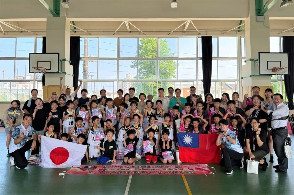 台日小學跨國以球會友！竹市舊社籃球隊赴日交流收穫滿行囊