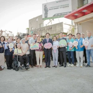 民間大愛安心挺消防！竹市獲贈救護車、災勘車及搶救裝備