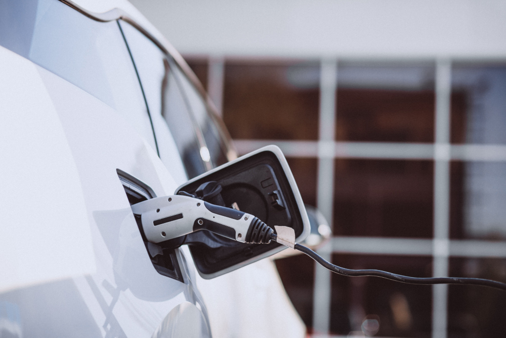 三星與 Tesla 簽署 165 億美元 AI 晶片供應合約,重塑晶片與電動車生態 三星與 Tesla 簽署 165 億美元 AI 晶片供應合約,重塑晶片與電動車生態