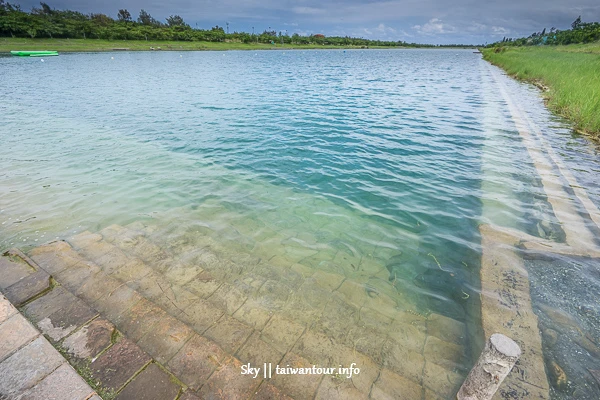 【台東森林公園活水湖】親子玩水景點與魚共游 【台東森林公園活水湖】親子玩水景點與魚共游