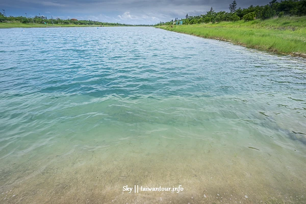 【台東森林公園活水湖】親子玩水景點與魚共游 【台東森林公園活水湖】親子玩水景點與魚共游