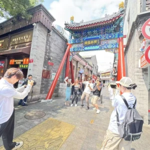 第二屆海峽兩岸青年微視聽研創周啟動 混編團隊深入北京拍攝城市故事