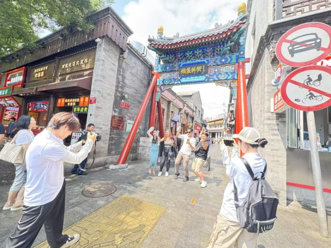 第二屆海峽兩岸青年微視聽研創周啟動 混編團隊深入北京拍攝城市故事