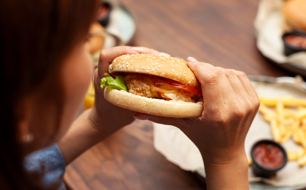 Wendy’s推動FreshAI系統擴張,顧客反彈稱「糟糕體驗」 Wendy’s推動FreshAI系統擴張,顧客反彈稱「糟糕體驗」