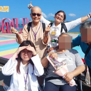 安寧團隊為癌末母親圓夢看海　兒子道愛道謝道別