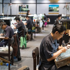 中國低階製造業衰退與自動化衝擊 劃時代就業結構重塑