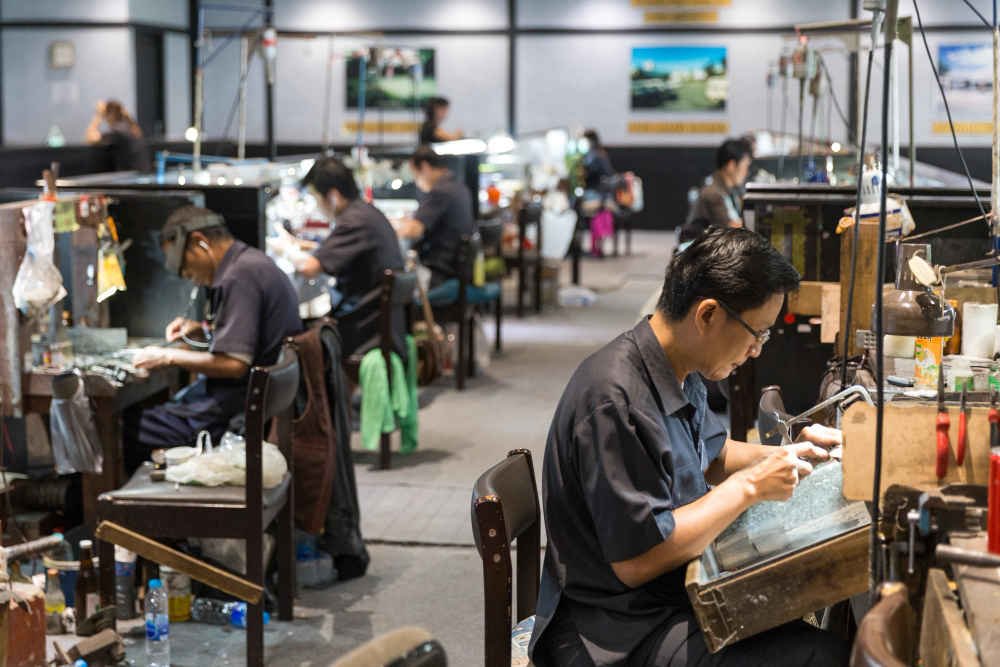 中國低階製造業衰退與自動化衝擊 劃時代就業結構重塑 中國低階製造業衰退與自動化衝擊 劃時代就業結構重塑