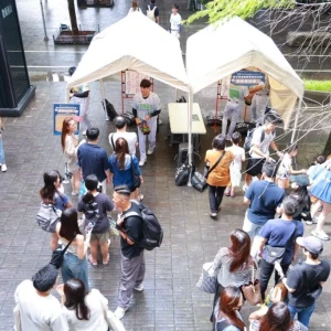 臺北興富發棒球隊與球迷面對面嗨玩市集