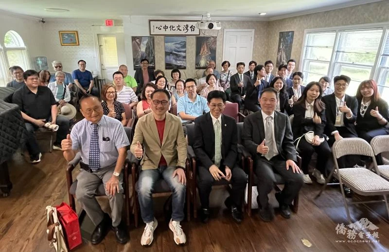 阮昭雄拜會華府基督長老教會及臺灣文化中心 搭僑計畫學生展現學習成果