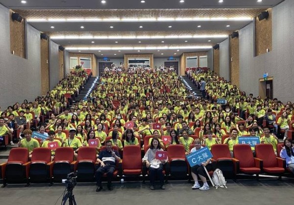 2025海外青年英語服務營登場 22國418名志工交流