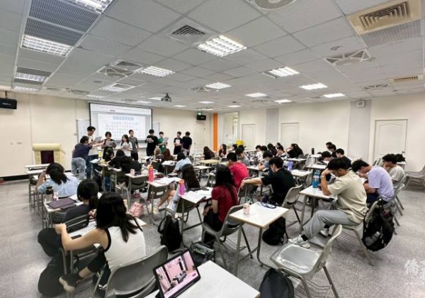 2025印輔班基礎學科課程完成 認識臺灣課程上場