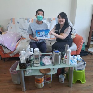 關懷年邁生活困難榮民   臺北市榮服處深入大同區